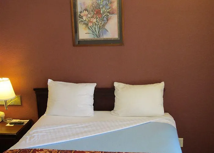 First Western - Fairmont Motel