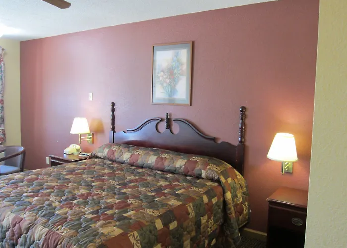 Motel First Western - Fairmont 2*
