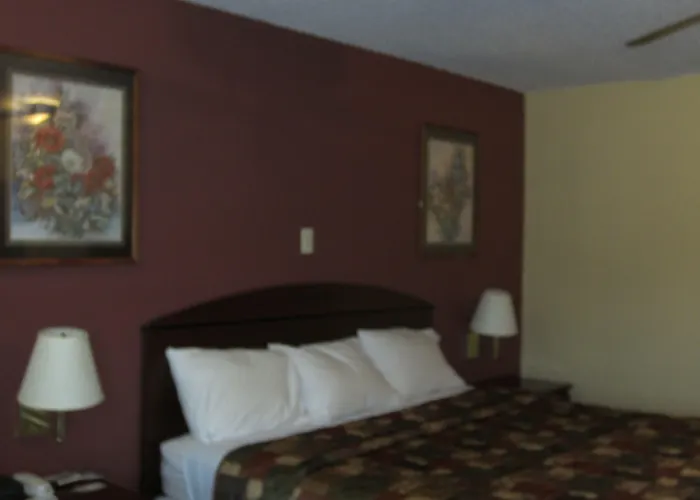 First Western - Fairmont Motel Fairmont City