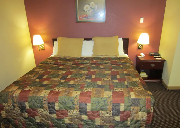 Motel First Western - Fairmont