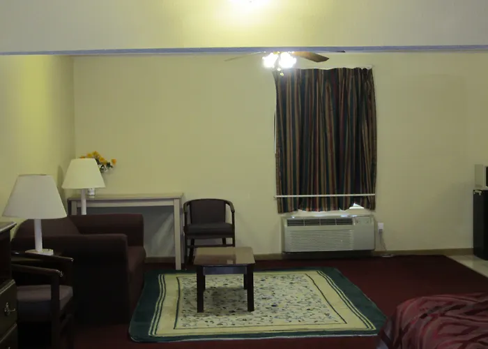 First Western - Fairmont Motel