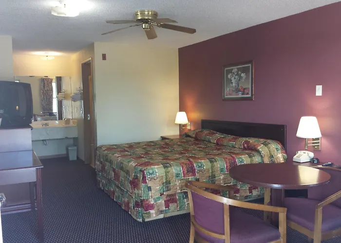 First Western - Fairmont Motel